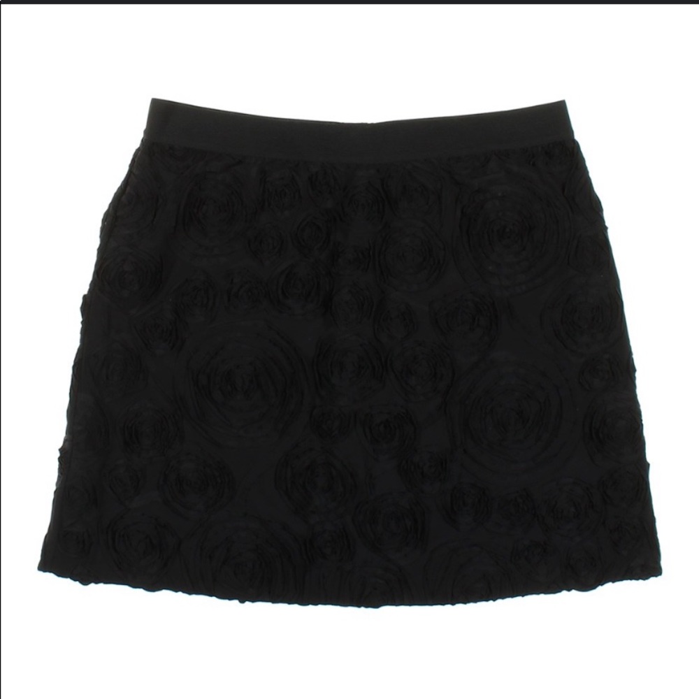 Elle black casual black Skirt size medium